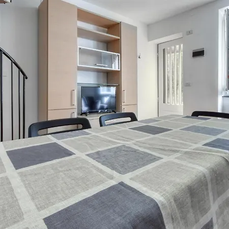 Stunning Home In Casarza Ligure With Wifi Tatil Evi *