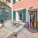 2 Bedroom Lovely In * Casarza Ligure