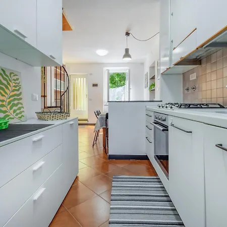Stunning Home In Casarza Ligure With Wifi Nyaraló *