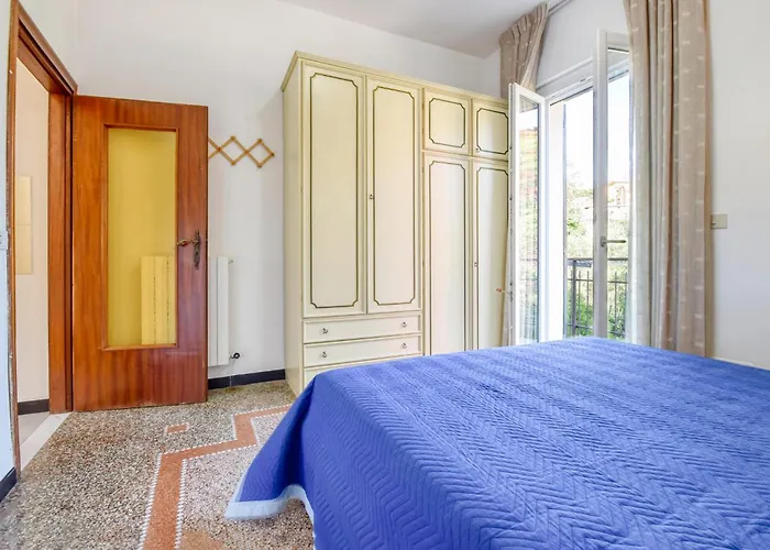 2 Bedroom Lovely In Casarza Ligure